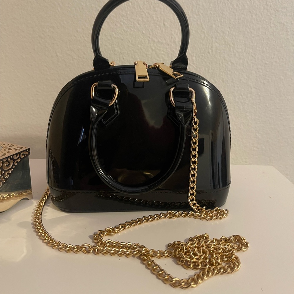 Elegant Black and Gold Women's Handbag